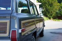 1989 Jeep Grand Wagoneer for sale