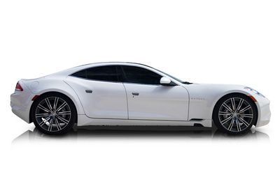 Passenger side photo of 2018 Karma Revero
