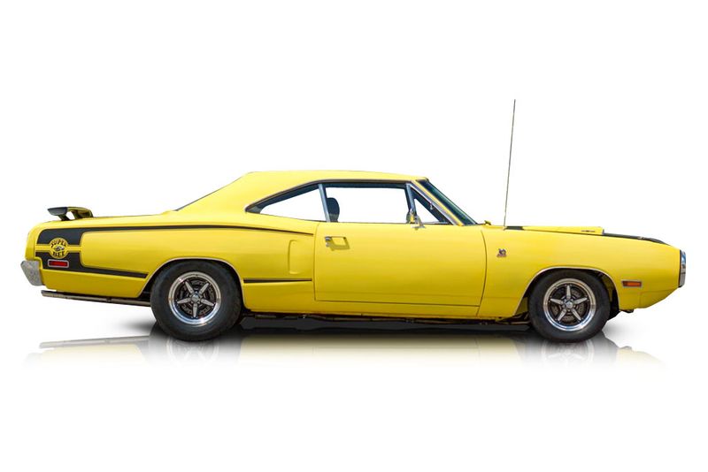 An incredible side shot photo of aDodge Coronet that you should buy.