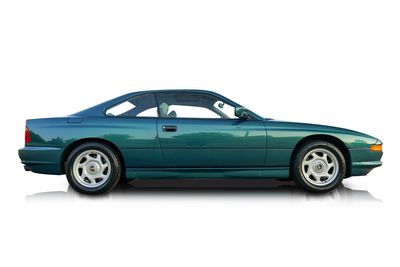 Passenger side photo of 1991 BMW 850i