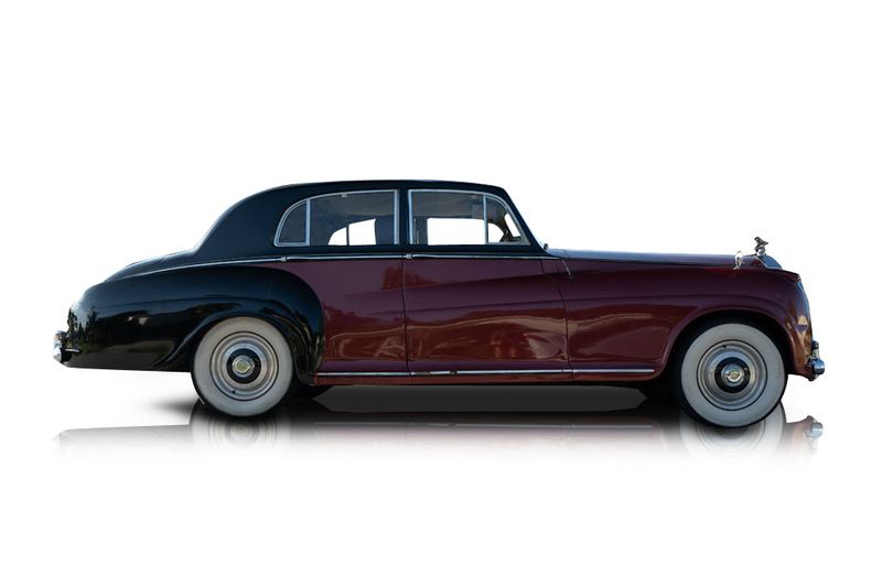 An incredible side shot photo of aRolls-Royce Silver Dawn that you should buy.