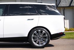 2023 Land Rover Range Rover P530 Autobiography LWB for sale