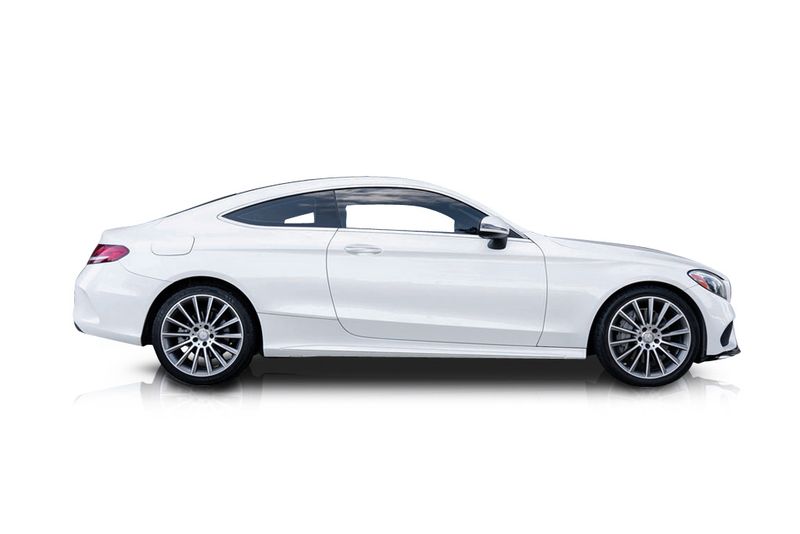 An incredible side shot photo of aMercedes-Benz C300 that you should buy.