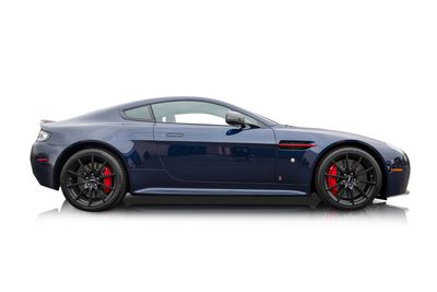 Passenger side photo of 2017 Aston Martin V12 Vantage