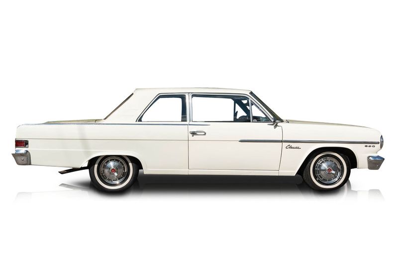 An incredible side shot photo of aAMC Rambler that you should buy.