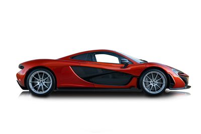 Passenger side photo of 2015 McLaren P1