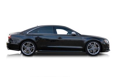 Passenger side photo of 2015 Audi S8