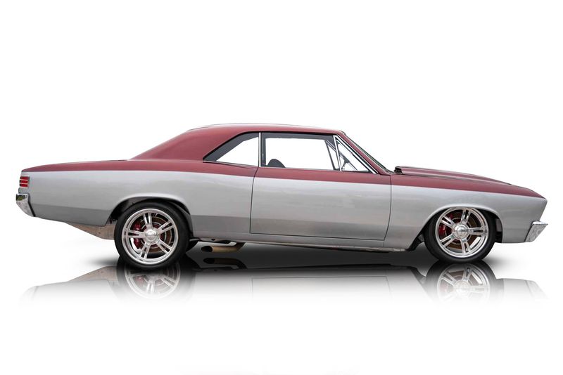 An incredible side shot photo of aChevrolet Chevelle that you should buy.