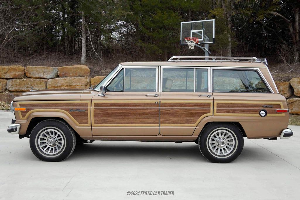 1988 Jeep Grand Wagoneer for sale