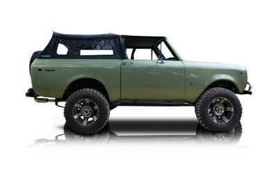 Passenger side photo of 1971 International Harvester Scout II