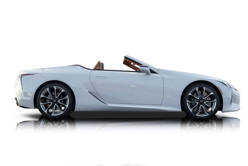 An incredible side shot photo of aLexus LC500 that you should buy.