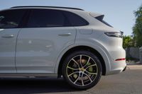 2022 Porsche Cayenne Turbo S E-Hybrid for sale