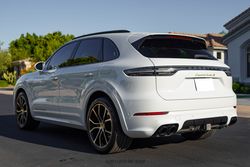 2022 Porsche Cayenne Turbo S E-Hybrid for sale