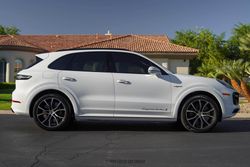 2022 Porsche Cayenne Turbo S E-Hybrid for sale