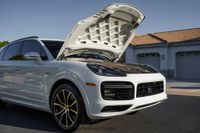 2022 Porsche Cayenne Turbo S E-Hybrid for sale