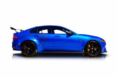 Passenger side photo of 2019 Jaguar XE