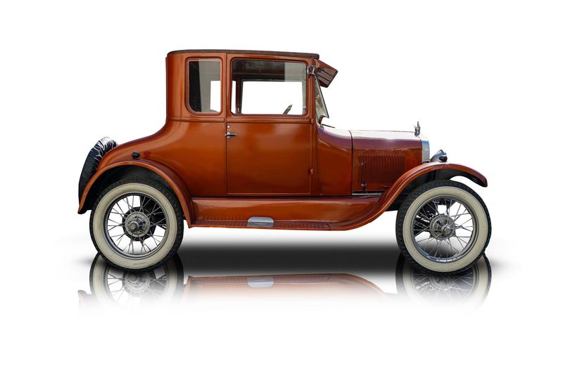 An incredible side shot photo of aFord Model T that you should buy.