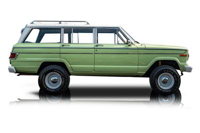 Passenger side photo of 1979 Jeep Wagoneer