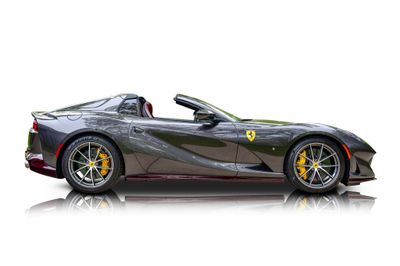 Passenger side photo of 2022 Ferrari 812
