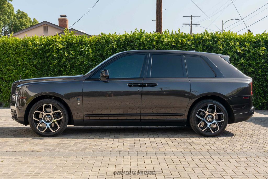 2020 Rolls-Royce Cullinan Black Badge for sale
