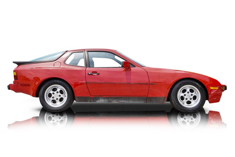 An incredible side shot photo of aPorsche 944 that you should buy.