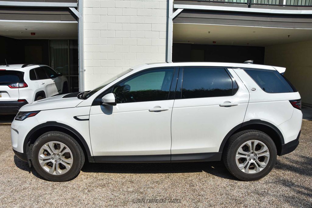 2020 Land Rover Discovery p250 S for sale