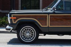 1991 Jeep Grand Wagoneer for sale