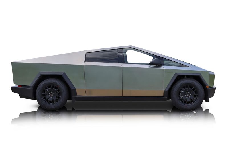 An incredible side shot photo of aTesla Cybertruck that you should buy.