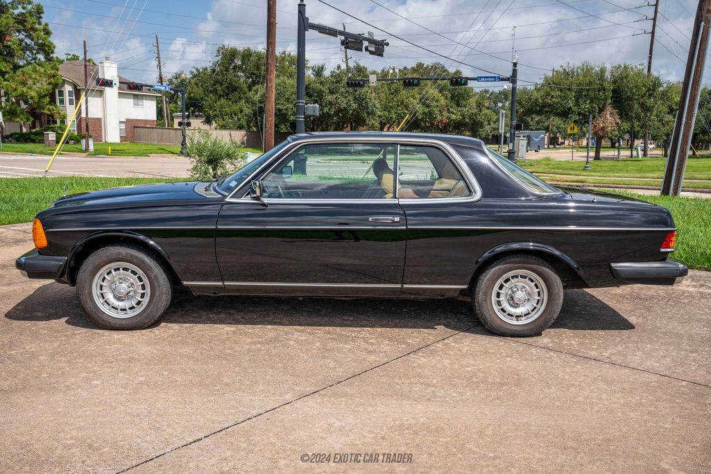 1982 Mercedes-Benz 300CD for sale