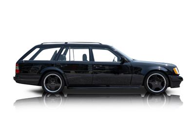 Passenger side photo of 1995 Mercedes-Benz E320