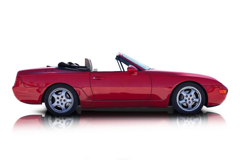 An incredible side shot photo of aPorsche 968 that you should buy.