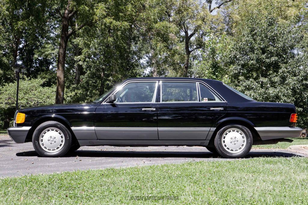 1989 Mercedes-Benz 560SEL for sale