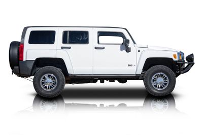 Passenger side photo of 2006 Hummer H3