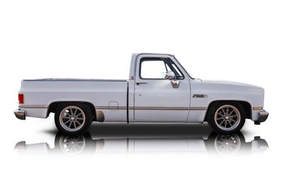 Passenger side photo of 1986 GMC C1500