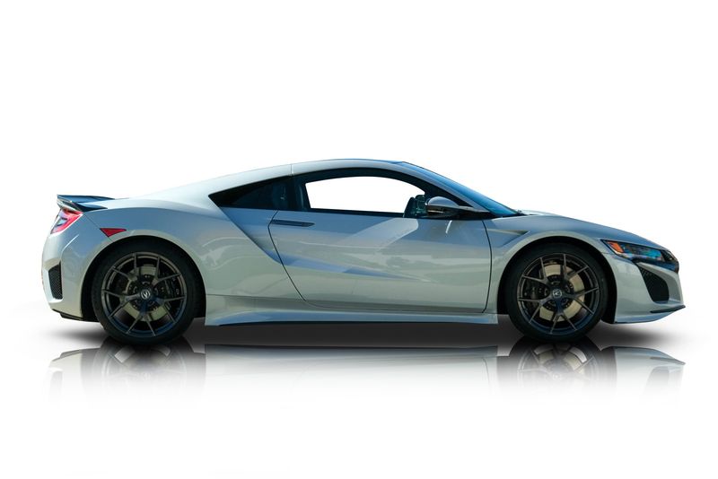 An incredible side shot photo of aAcura NSX that you should buy.