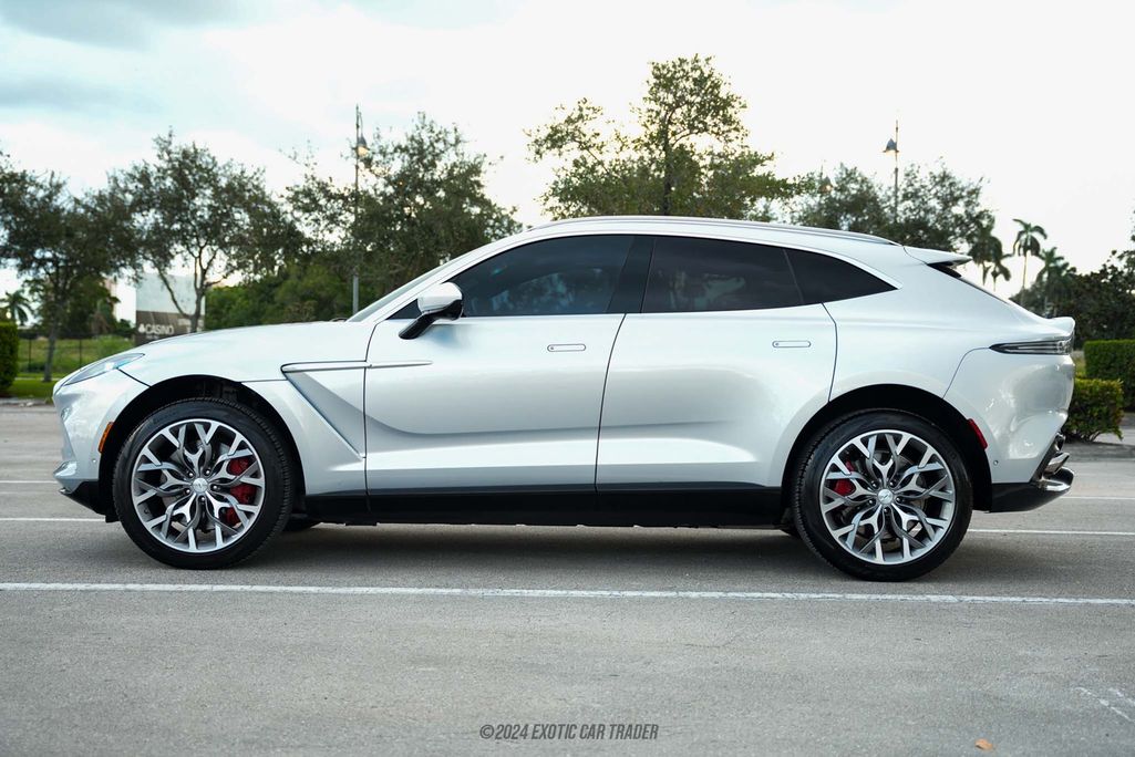 2021 Aston Martin DBX for sale