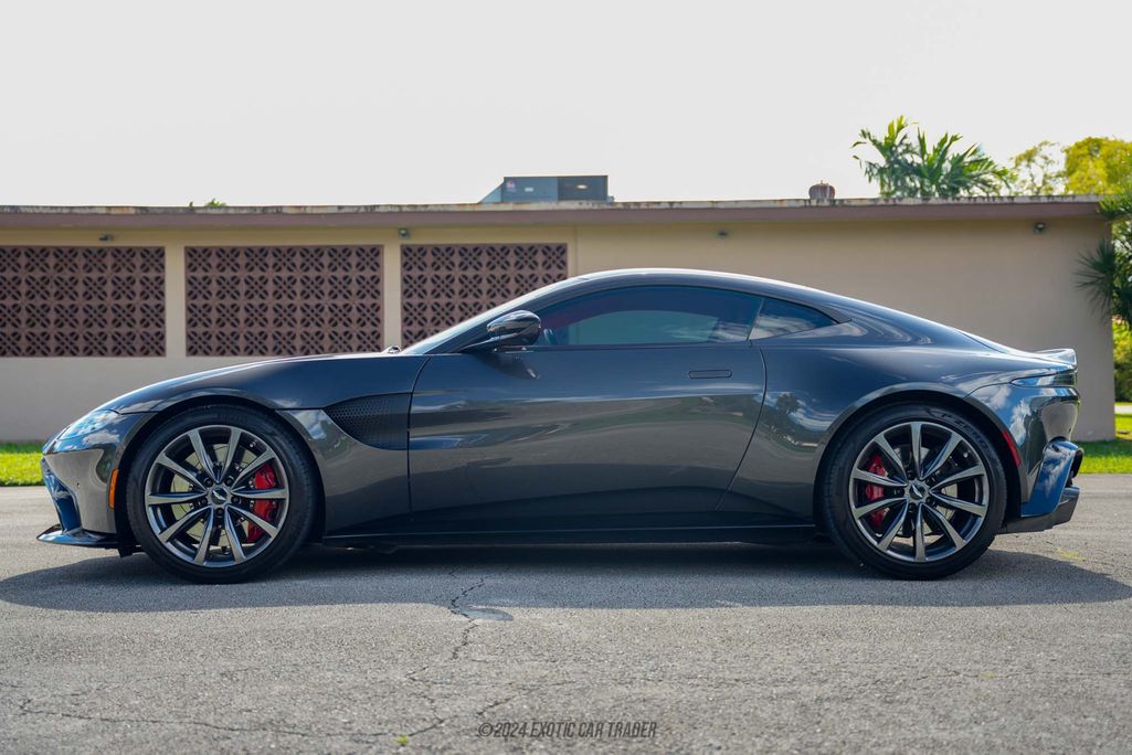 2020 Aston Martin Vantage for sale