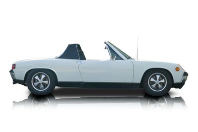 Passenger side photo of 1970 Porsche 914