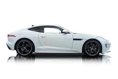Passenger side photo of 2016 Jaguar F-Type