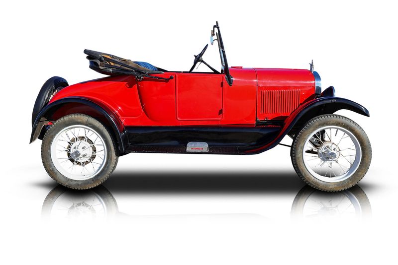 An incredible side shot photo of aFord Model T that you should buy.