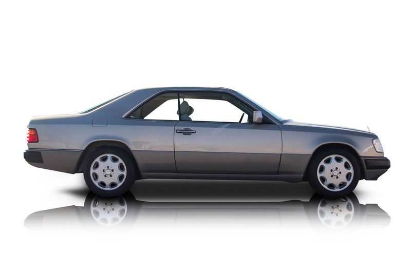 An incredible side shot photo of aMercedes-Benz 300CE that you should buy.