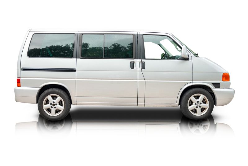 An incredible side shot photo of aVolkswagen EuroVan that you should buy.
