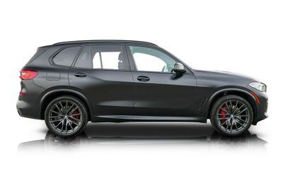 Passenger side photo of 2022 BMW X5