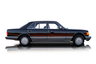 Passenger side photo of 1988 Mercedes-Benz 420SEL