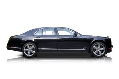Passenger side photo of 2016 Bentley Mulsanne