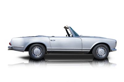 Passenger side photo of 1968 Mercedes-Benz 280SL