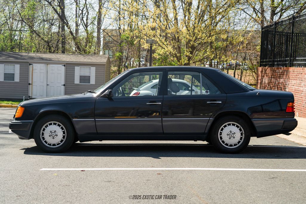 1992 Mercedes-Benz 300D for sale
