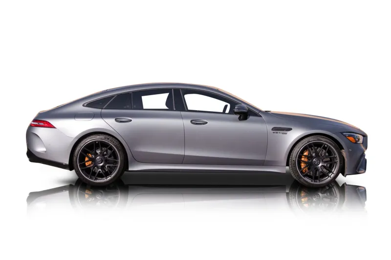 An incredible side shot photo of aMercedes-Benz AMG GT 63 S that you should buy.