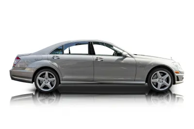 Passenger side photo of 2008 Mercedes-Benz S63 AMG
