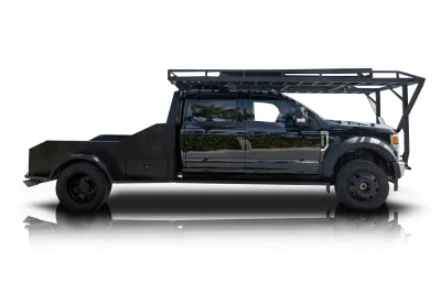 Passenger side photo of 2022 Ford F-550